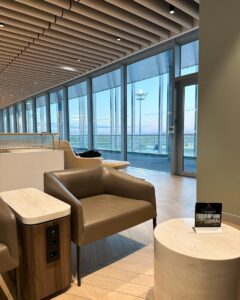 パリ シャルルドゴール空港 ラウンジ