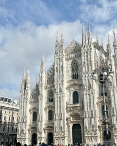 ミラノ ドゥオーモ とは