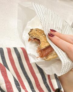 リナーテ空港 カフェ