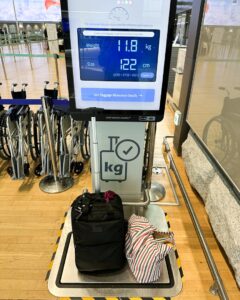 仁川空港 荷物の重さ　計り