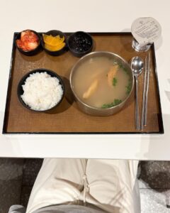 パラダイスシティフードコート 干し鱈のスープ