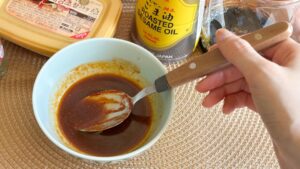 フランス自炊レシピ レンチンで鮭の甘辛包み蒸し 火を使わない　作り方